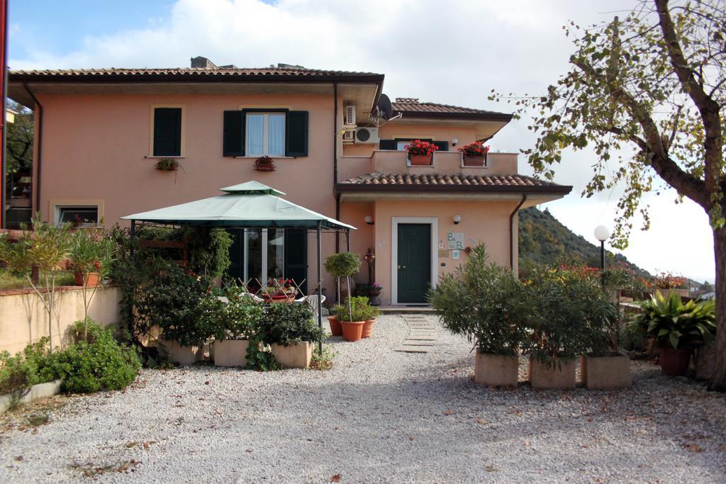 Il Pioppo Bed & Breakfast Veroli Exterior photo